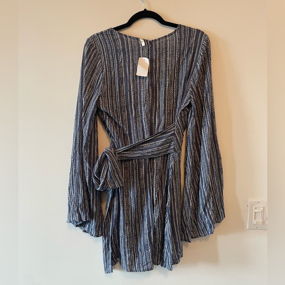 Sage (from Mendocino) Blue and White Striped Shorts Romper, Size Large. - Picture 6 of 7